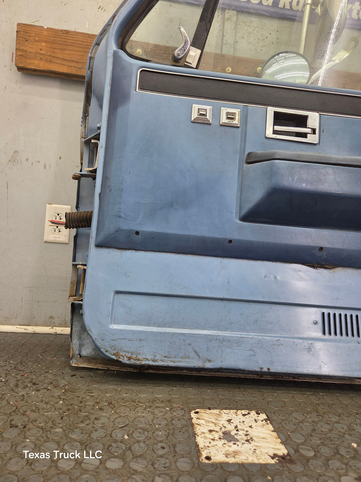 1973-1987 Chevrolet / GMC Square Body Front Passenger Side RH Door K / C Series