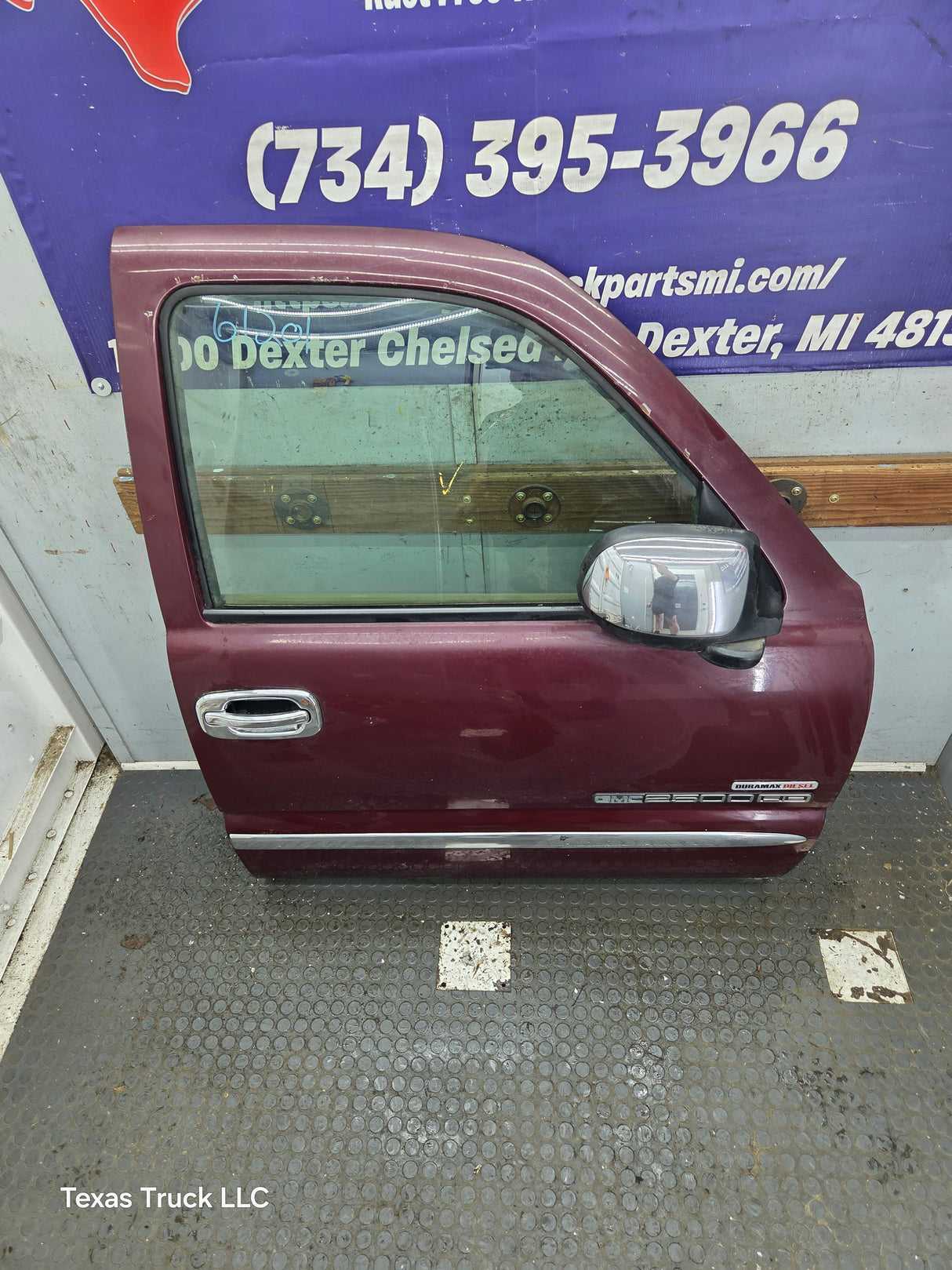 1999-2006 Chevrolet Silverado / GMC Sierra 1500 2500 3500 HD Front Passenger side Door RH