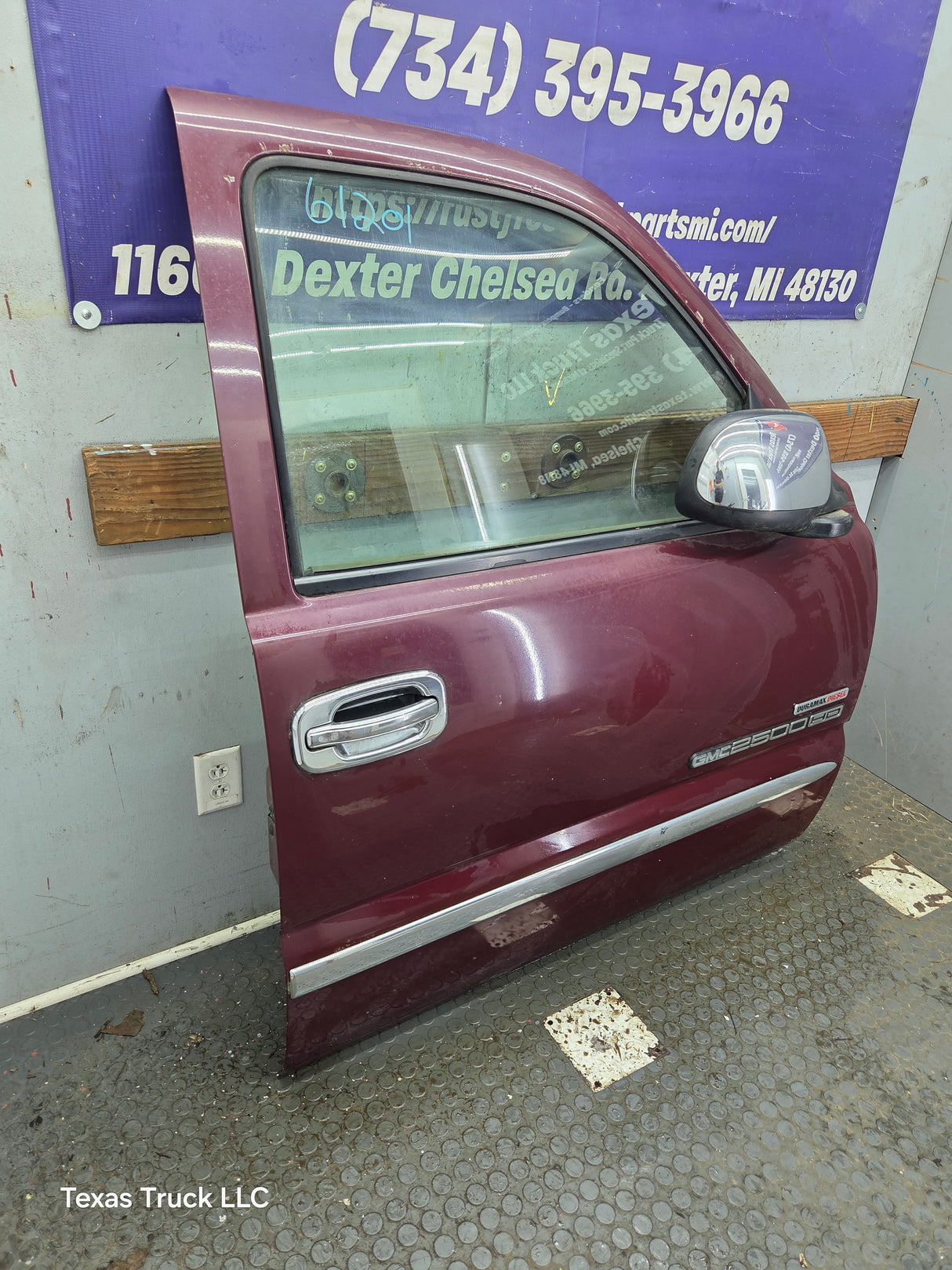1999-2006 Chevrolet Silverado / GMC Sierra 1500 2500 3500 HD Front Passenger side Door RH