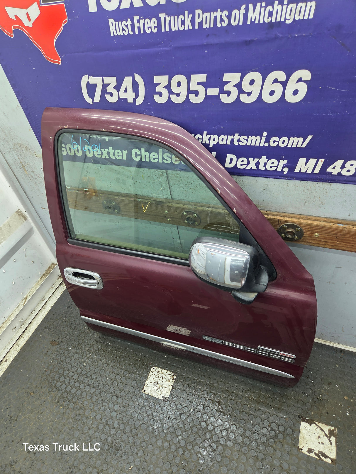 1999-2006 Chevrolet Silverado / GMC Sierra 1500 2500 3500 HD Front Passenger side Door RH