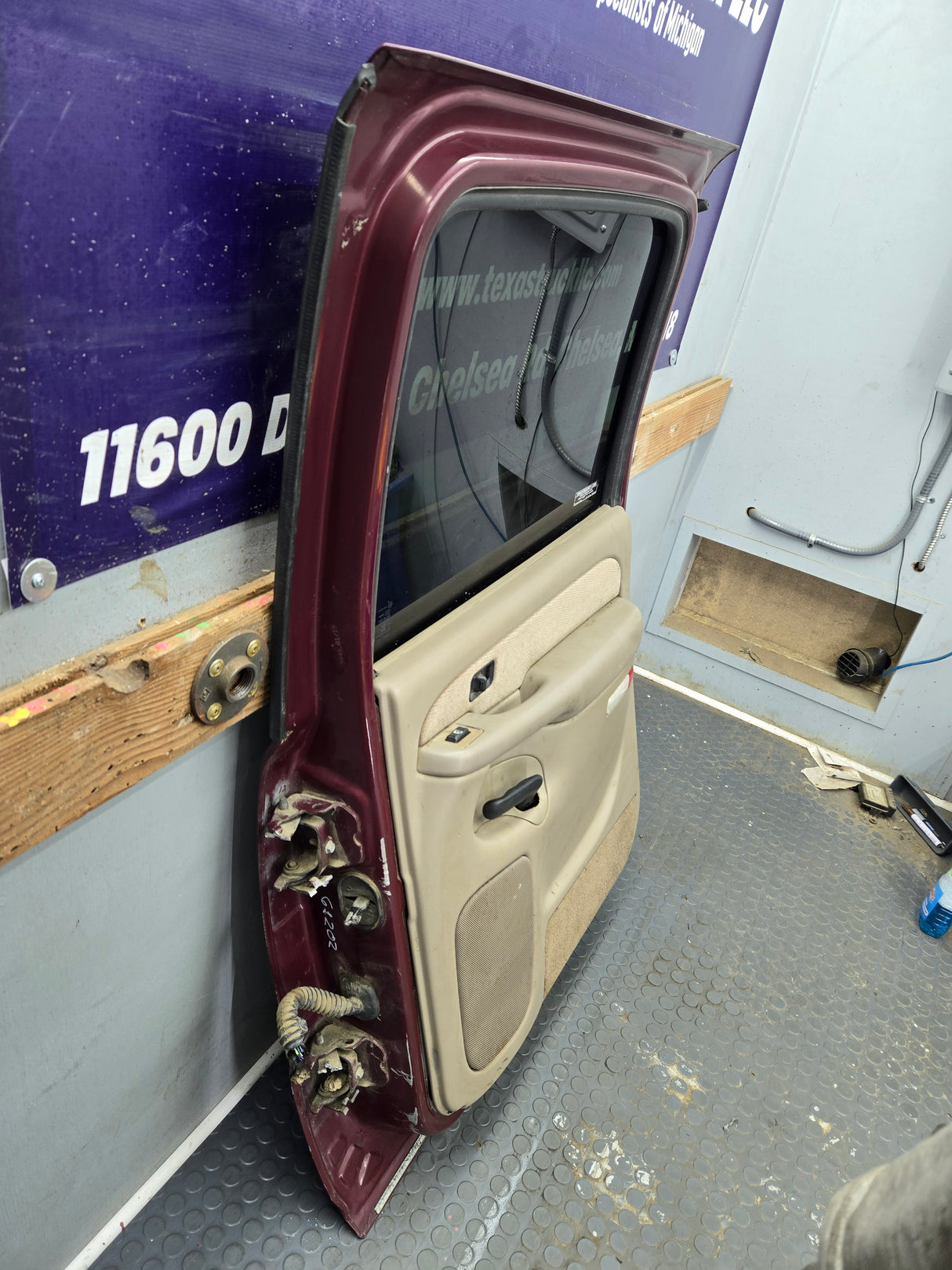 1999-2006 Chevrolet Silverado / GMC Sierra 1500 2500 3500 HD Rear Passenger side Crew Cab rear door