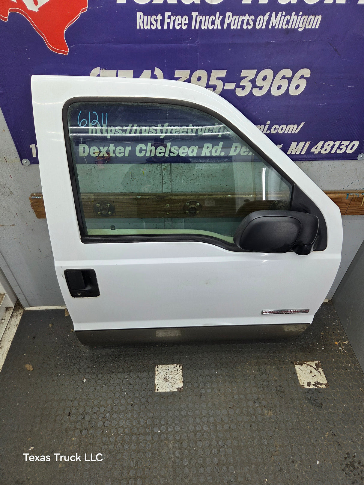 1999-2011 Ford Super Duty / Excursion Front Passenger RH Door F250 F350 F450 F550