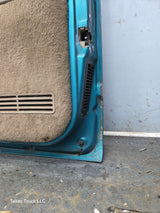 1988-2000 Chevrolet Silverado Suburban GMC Sierra RH Front Passenger Door