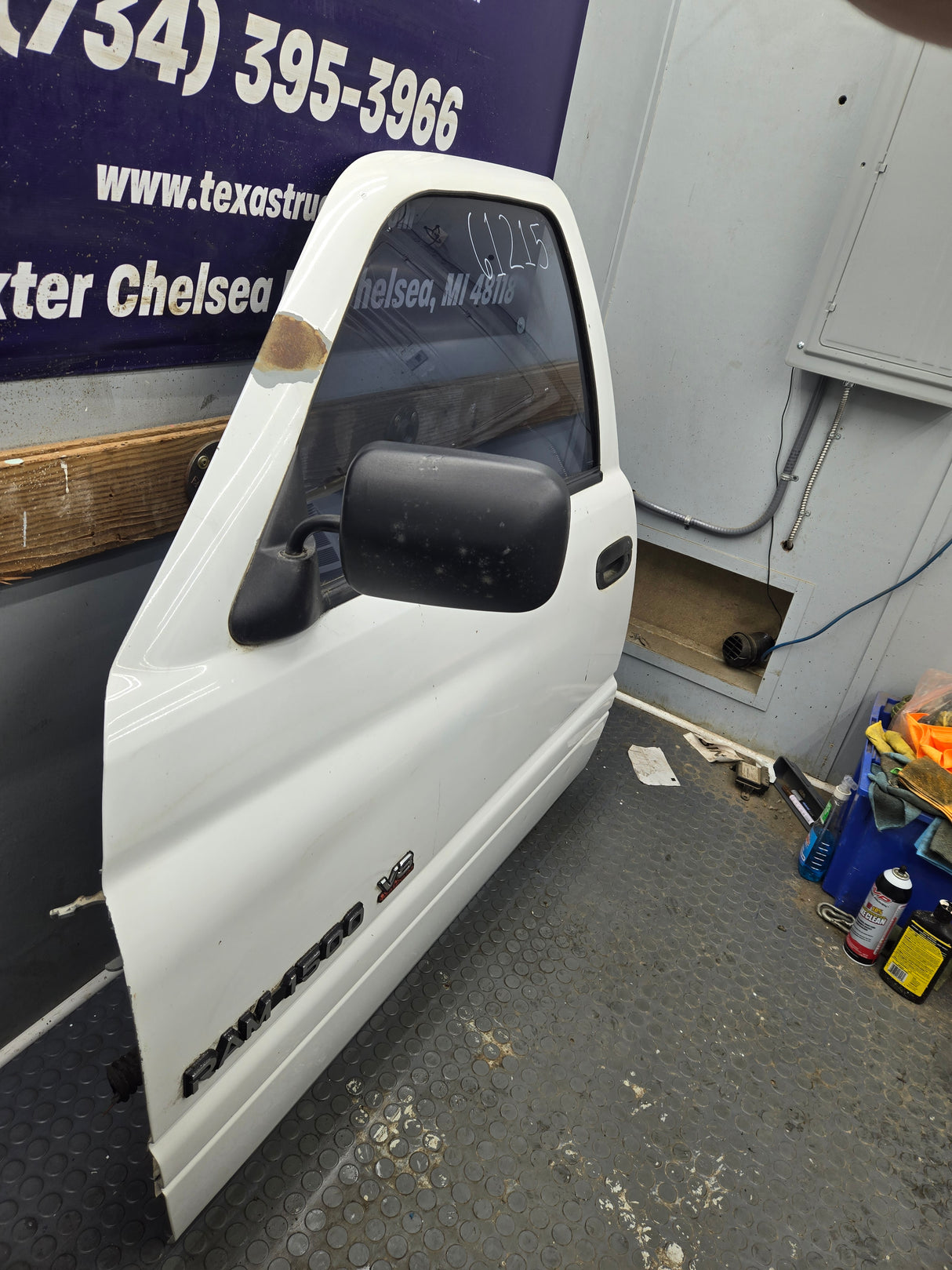 1994-2002 Dodge Ram 2nd Gen LH Driver Side Front Door Regular Cab / 2 Door Ext Cab 1500 2500 3500 ROUND CORNER