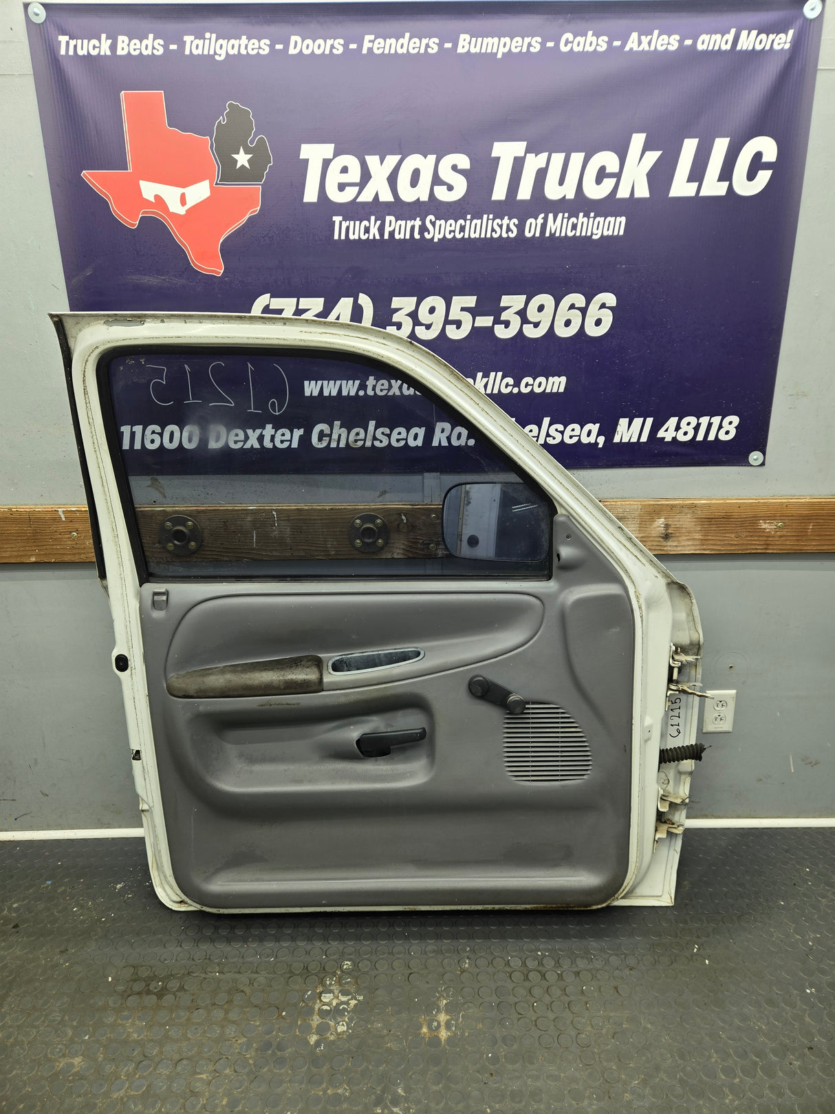 1994-2002 Dodge Ram 2nd Gen LH Driver Side Front Door Regular Cab / 2 Door Ext Cab 1500 2500 3500 ROUND CORNER