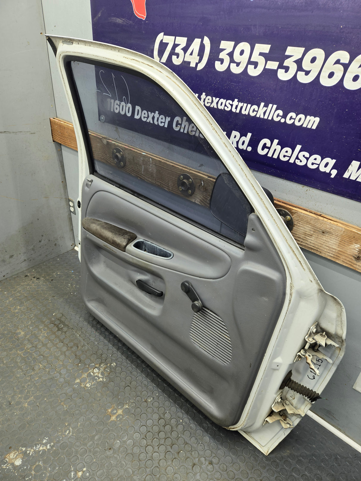 1994-2002 Dodge Ram 2nd Gen LH Driver Side Front Door Regular Cab / 2 Door Ext Cab 1500 2500 3500 ROUND CORNER