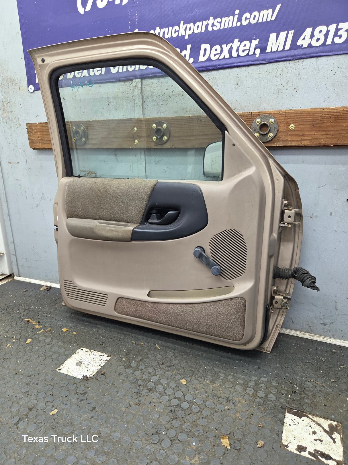 1993-2002 Ford Ranger Driver Side Front Left Hand Door