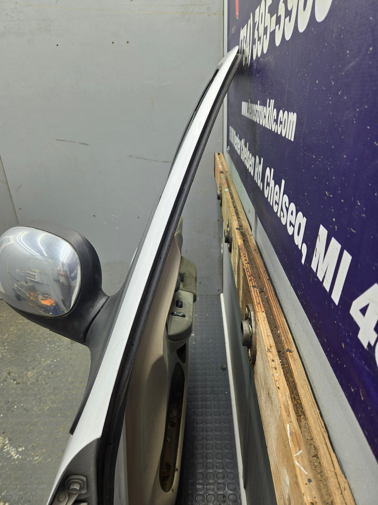 1997-2003 Ford F150 Passenger Side RH Front Door