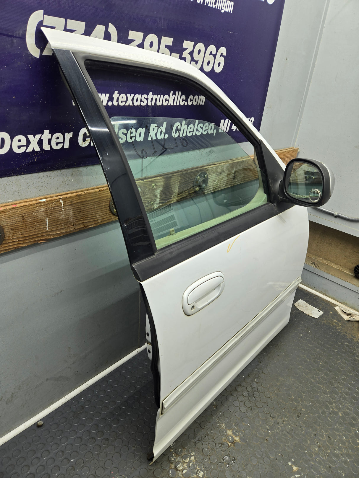 1997-2003 Ford F150 Passenger Side RH Front Door