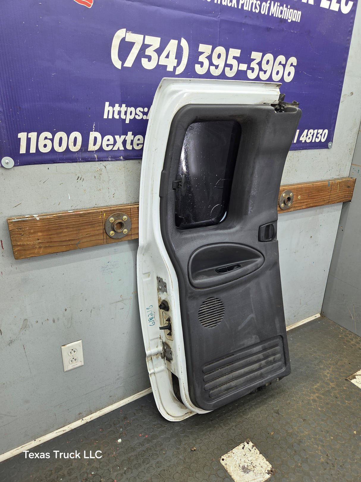1994-2002 Dodge Ram 2nd Gen LH Driver Side Rear Extended Cab Door 1500 2500 3500