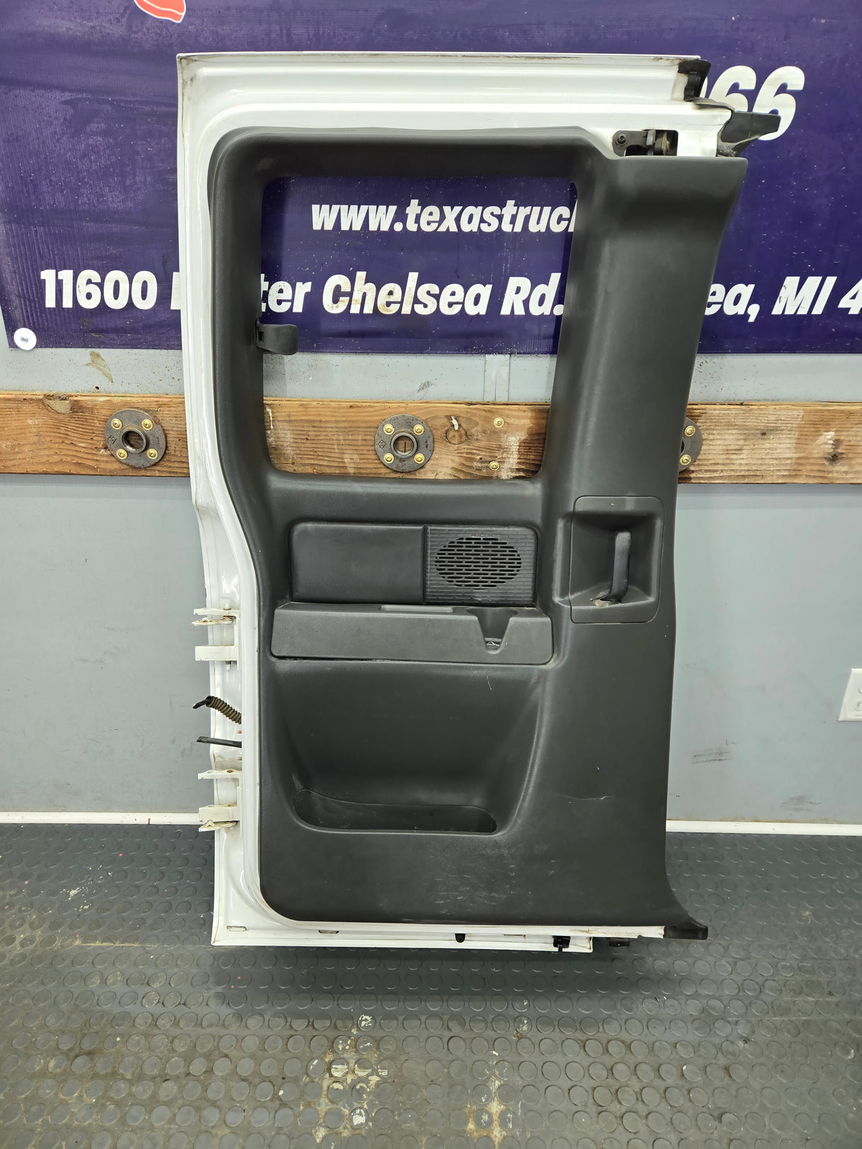 1999-2006 Chevrolet Silverado / GMC Sierra 1500 2500 3500 HD Rear Driver side Extended Cab Rear Door