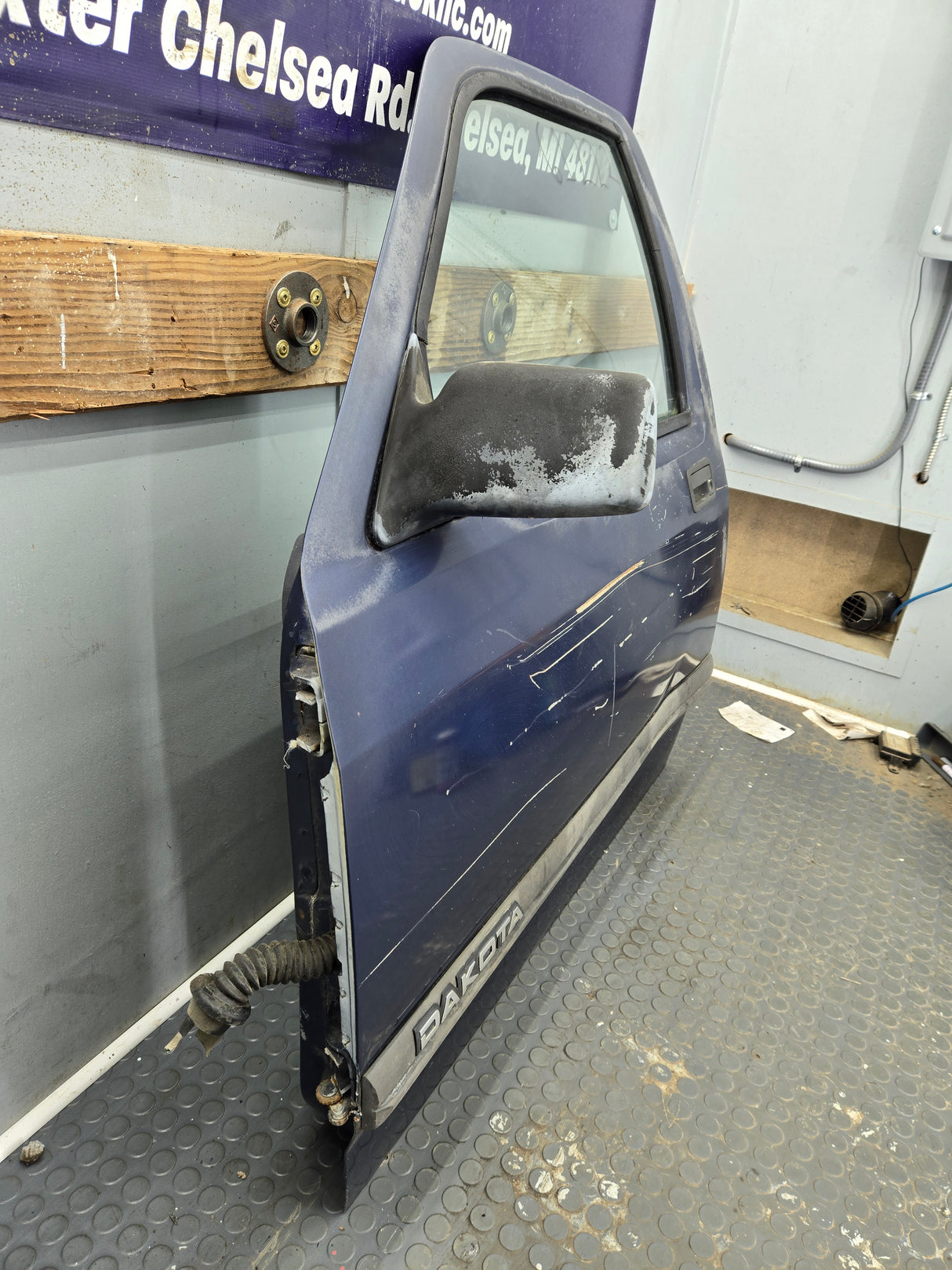 1992-1996 Dodge Dakota LH Driver Side Front Door