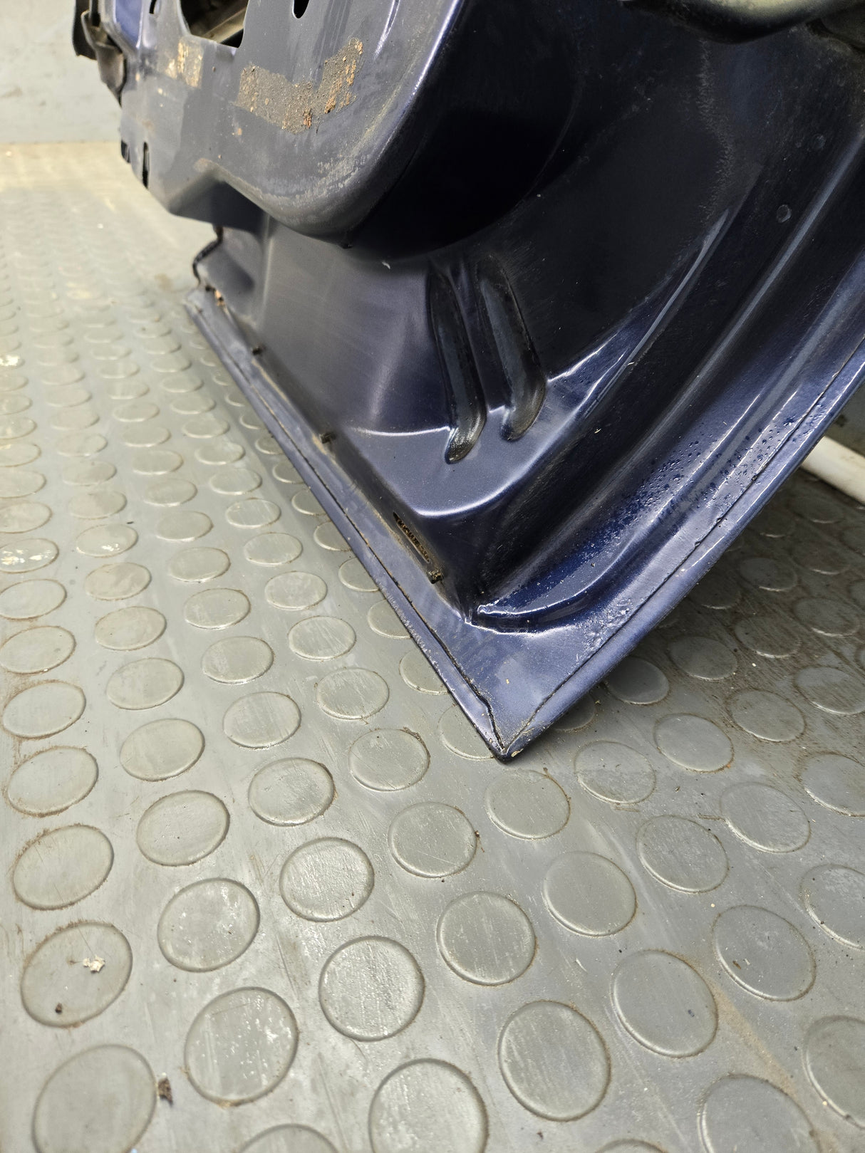 1999-2007 Ford Super Duty F250 F350 F450 F550 RH Extended Cab Passenger Rear Door