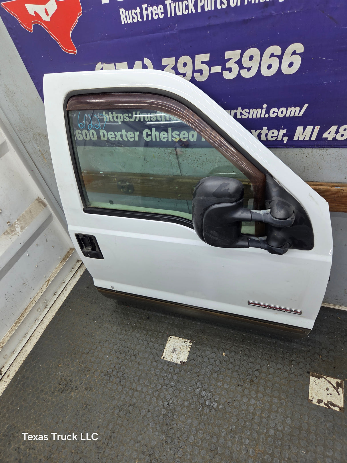 1999-2011 Ford Super Duty / Excursion Front Passenger RH Door F250 F350 F450 F550