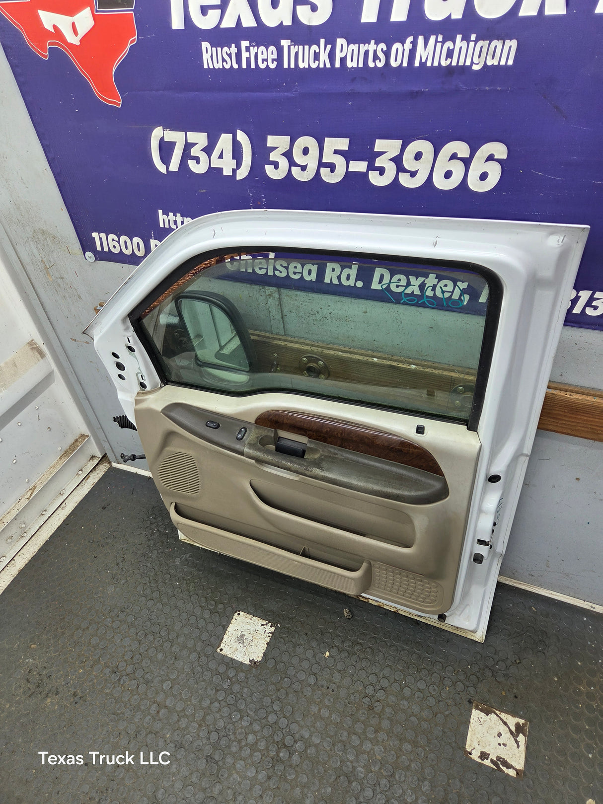 1999-2011 Ford Super Duty / Excursion Front Passenger RH Door F250 F350 F450 F550