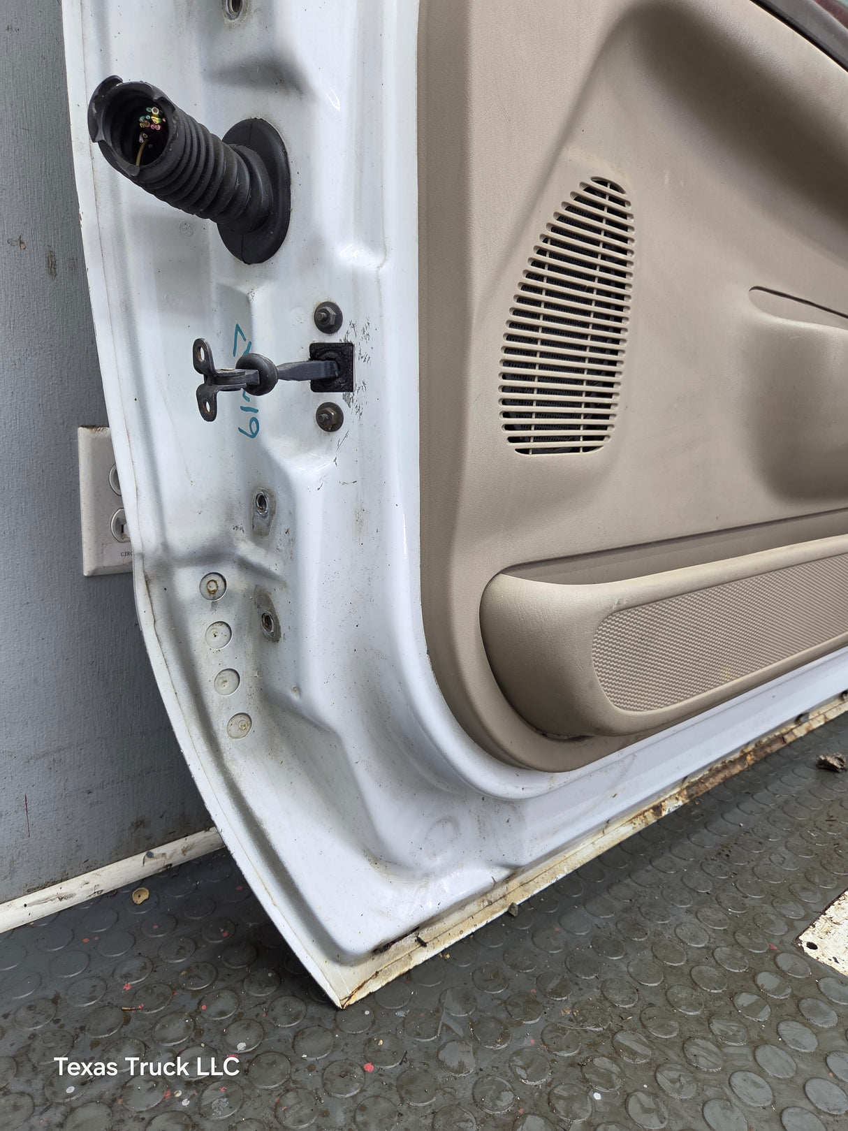 1999-2011 Ford Super Duty / Excursion Front Passenger RH Door F250 F350 F450 F550