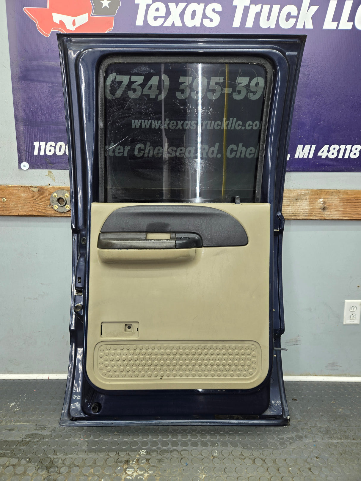 1999-2011 Ford Super Duty LH Driver Side Rear Crew Cab Door F250 F350 F450 F550