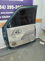 1988-2000 Chevrolet Silverado Suburban GMC Sierra RH Front Passenger Door