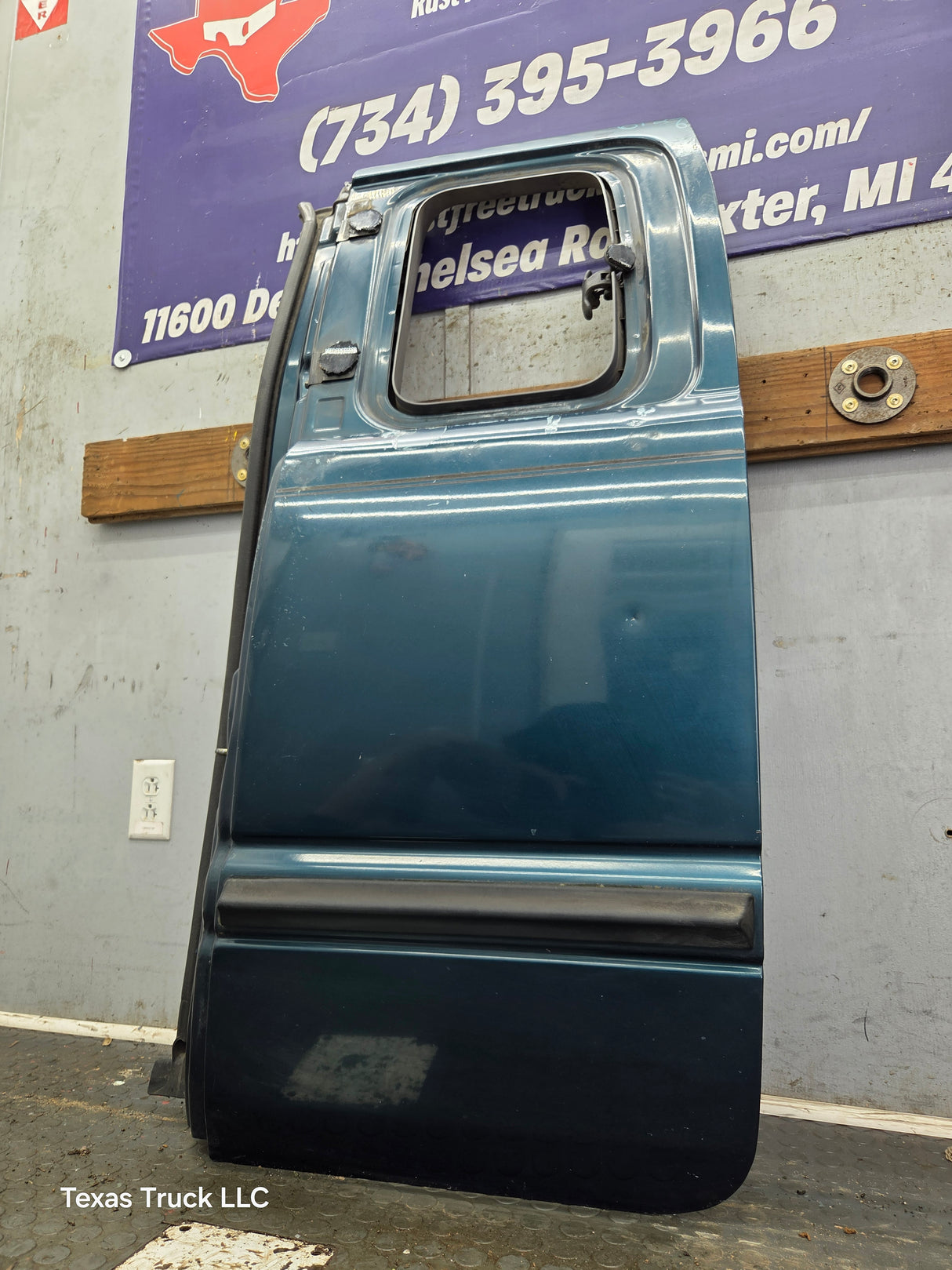 1994-2002 Dodge Ram 2nd Gen LH Driver Side Rear Extended Cab Door 1500 2500 3500