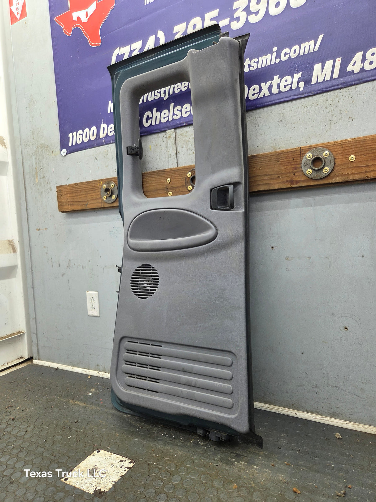 1994-2002 Dodge Ram 2nd Gen LH Driver Side Rear Extended Cab Door 1500 2500 3500