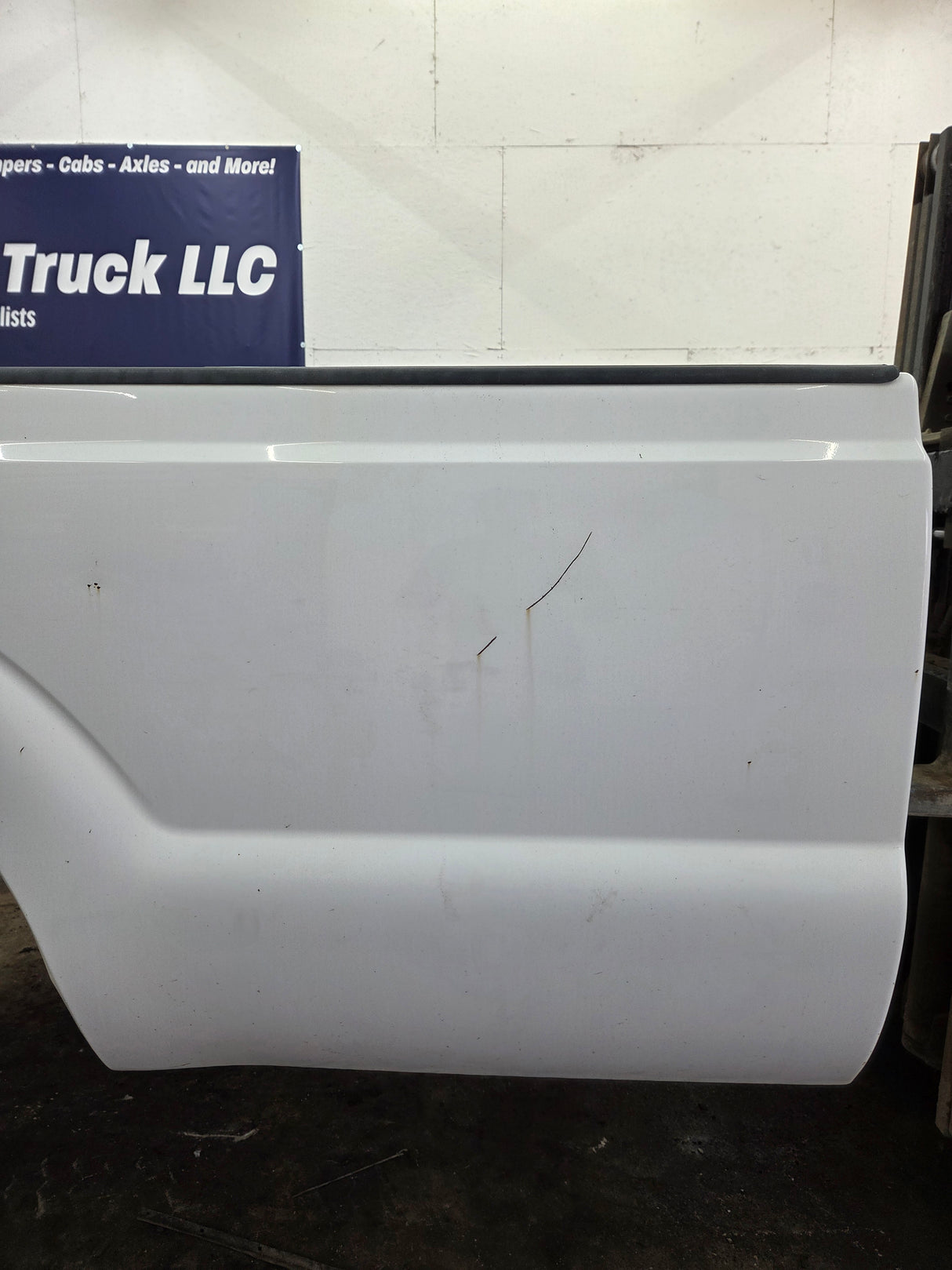 2011-2016 Ford F250 F350 Super Duty 8' Long Truck Bed - Oxford White