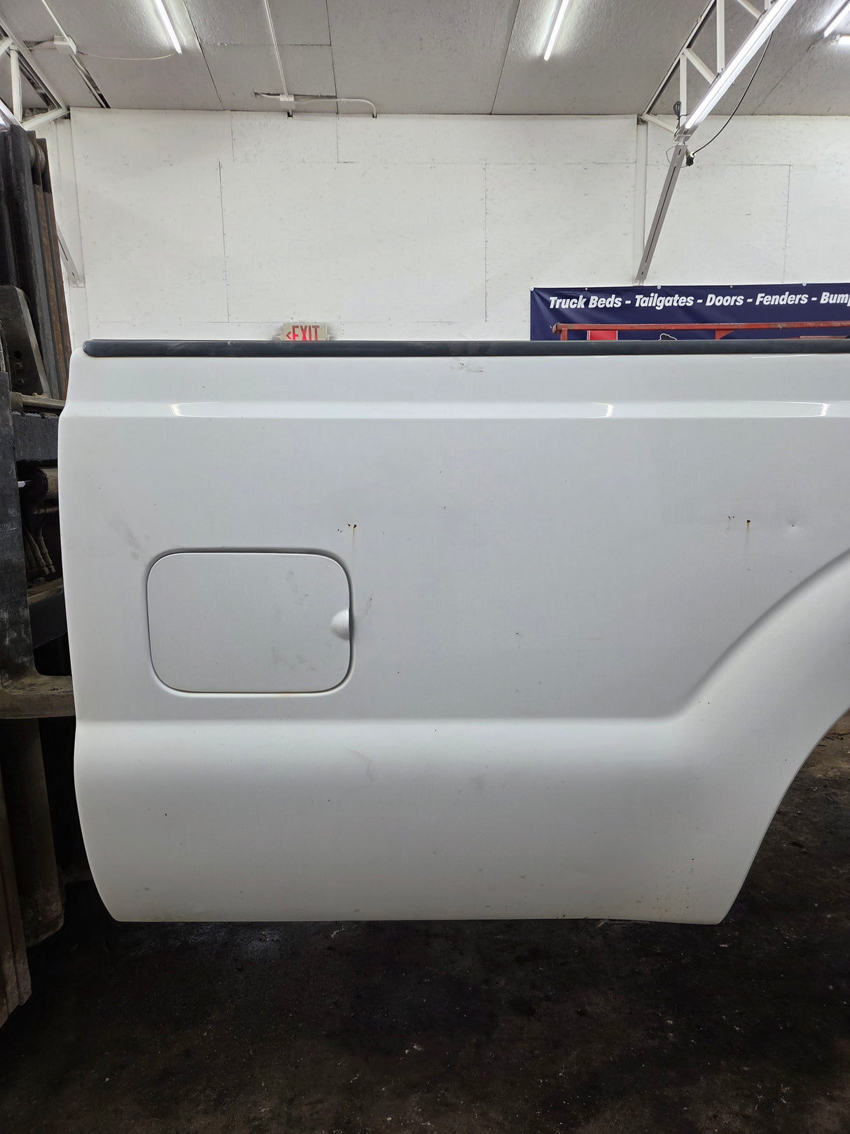 2011-2016 Ford F250 F350 Super Duty 8' Long Truck Bed - Oxford White