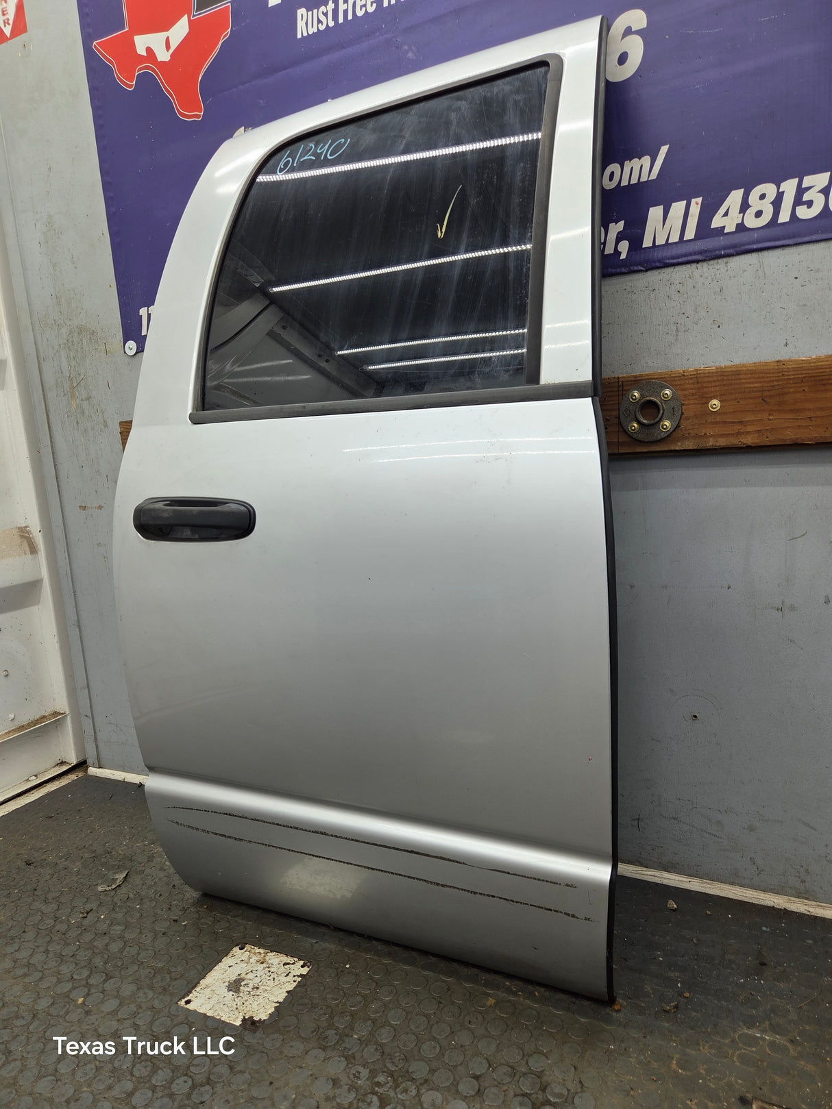 2003-2008 Dodge Ram 3rd Gen RH Passenger Side Rear Quad Cab Door 1500 2500 3500 4500 5500