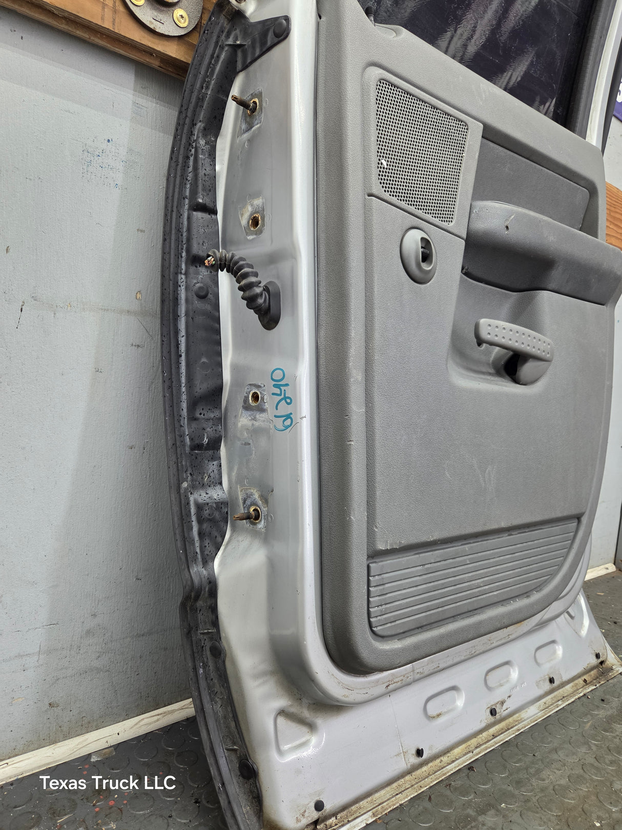 2003-2008 Dodge Ram 3rd Gen RH Passenger Side Rear Quad Cab Door 1500 2500 3500 4500 5500