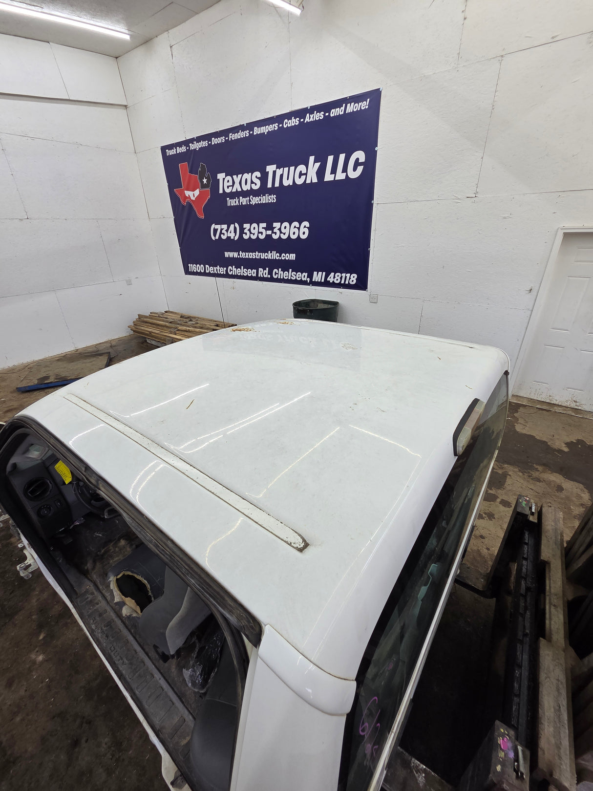 2011-2016 Ford F250 F350 F450 F550 Super Duty Extended Cab - Oxford White