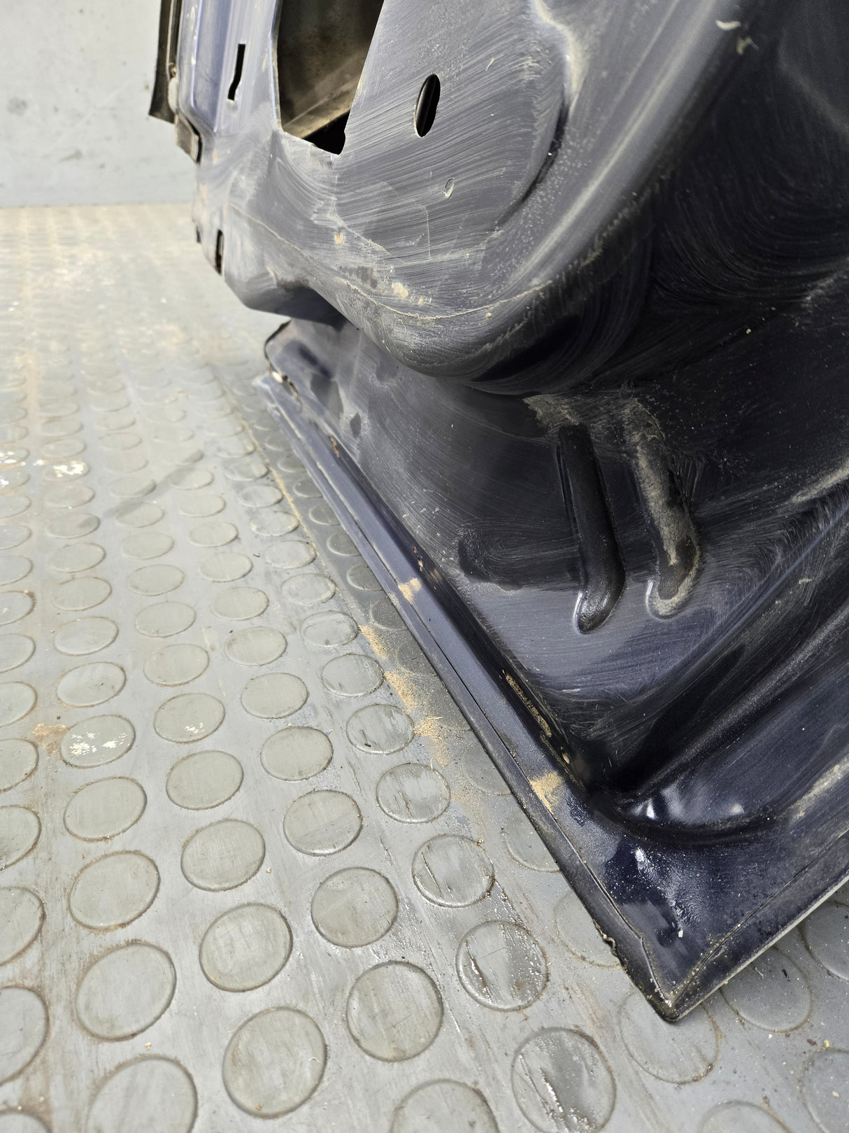 1999-2007 Ford Super Duty F250 F350 F450 F550 RH Extended Cab Passenger Rear Door