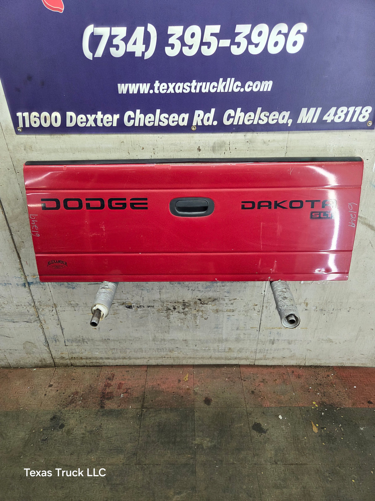 1997-2004 Dodge Dakota 2nd Gen Tailgate