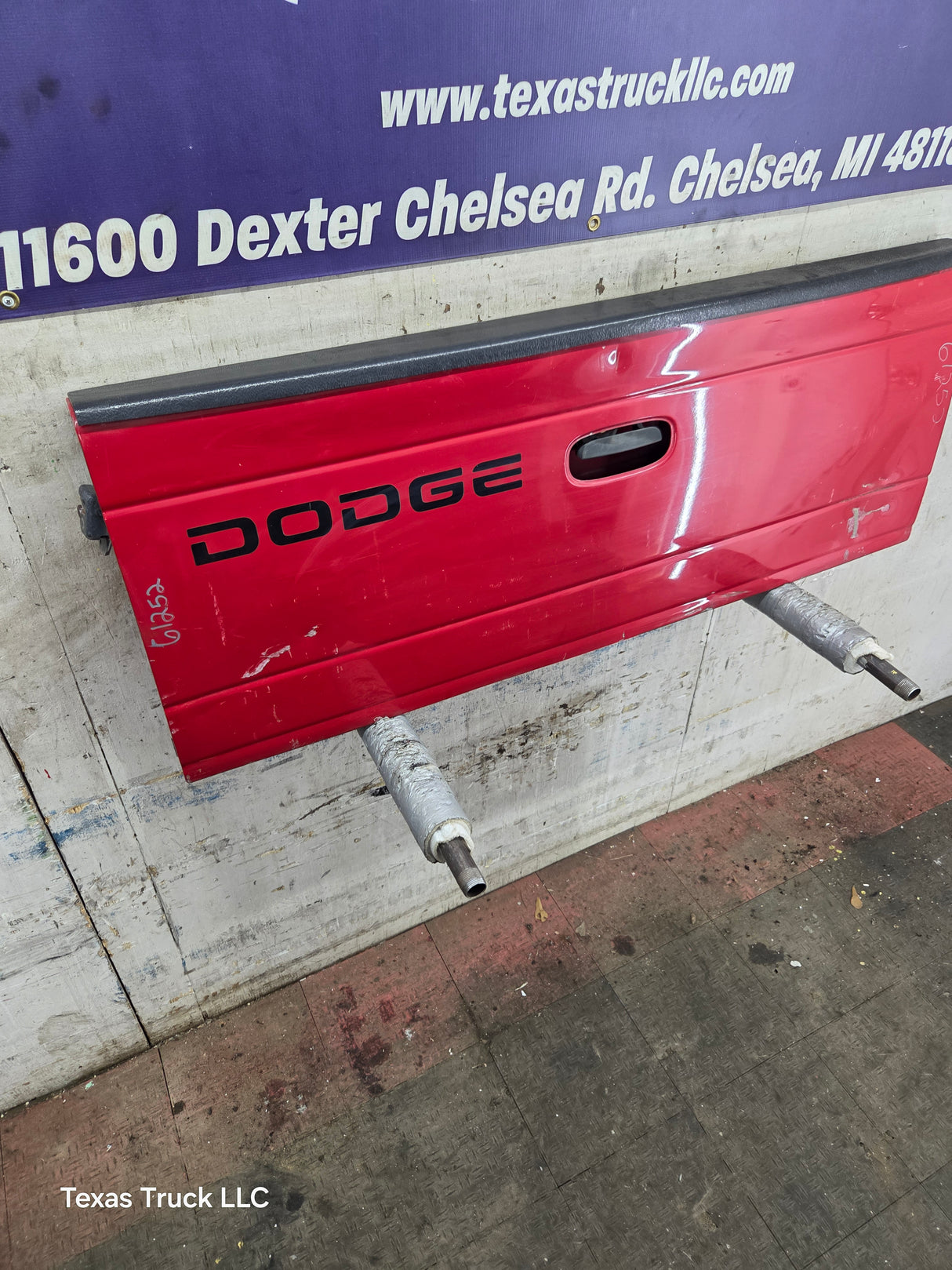 1997-2004 Dodge Dakota 2nd Gen Tailgate