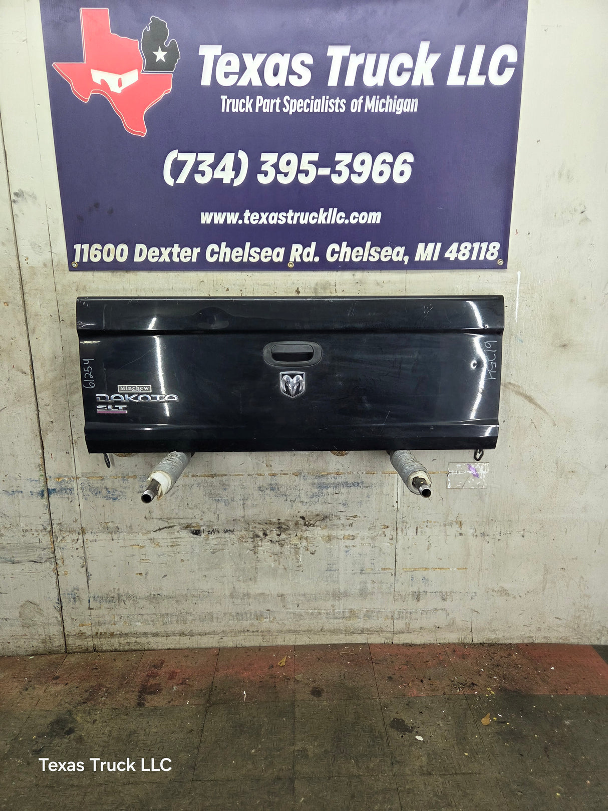 2005-2011 Dodge Dakota 3rd Gen Tailgate