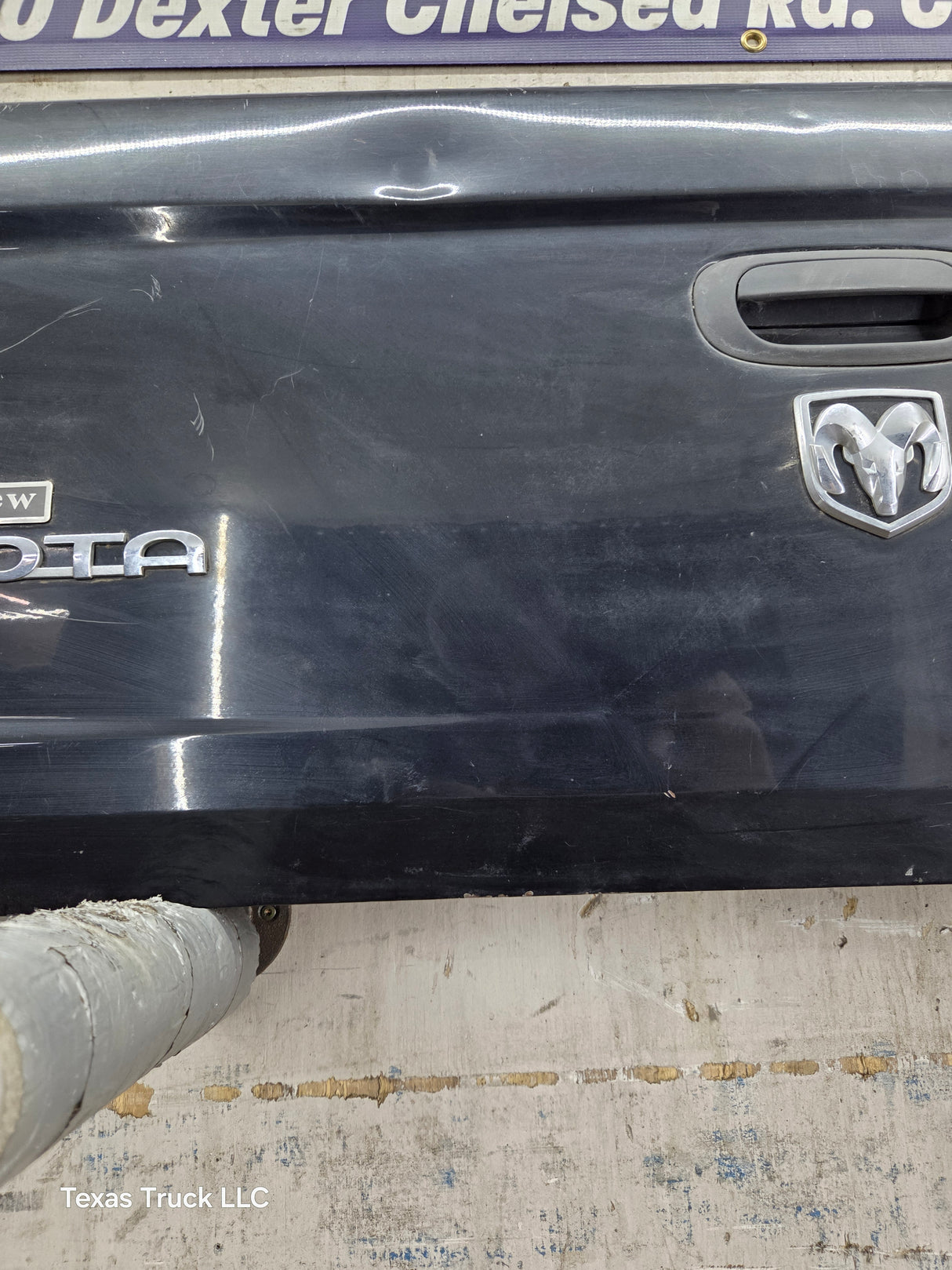 2005-2011 Dodge Dakota 3rd Gen Tailgate