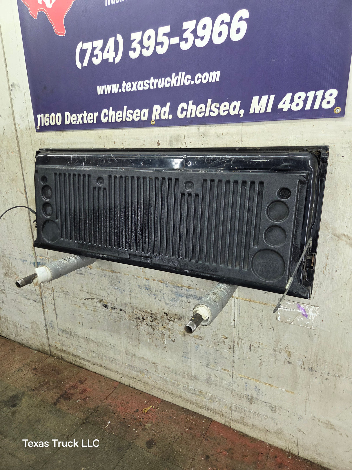 2005-2011 Dodge Dakota 3rd Gen Tailgate