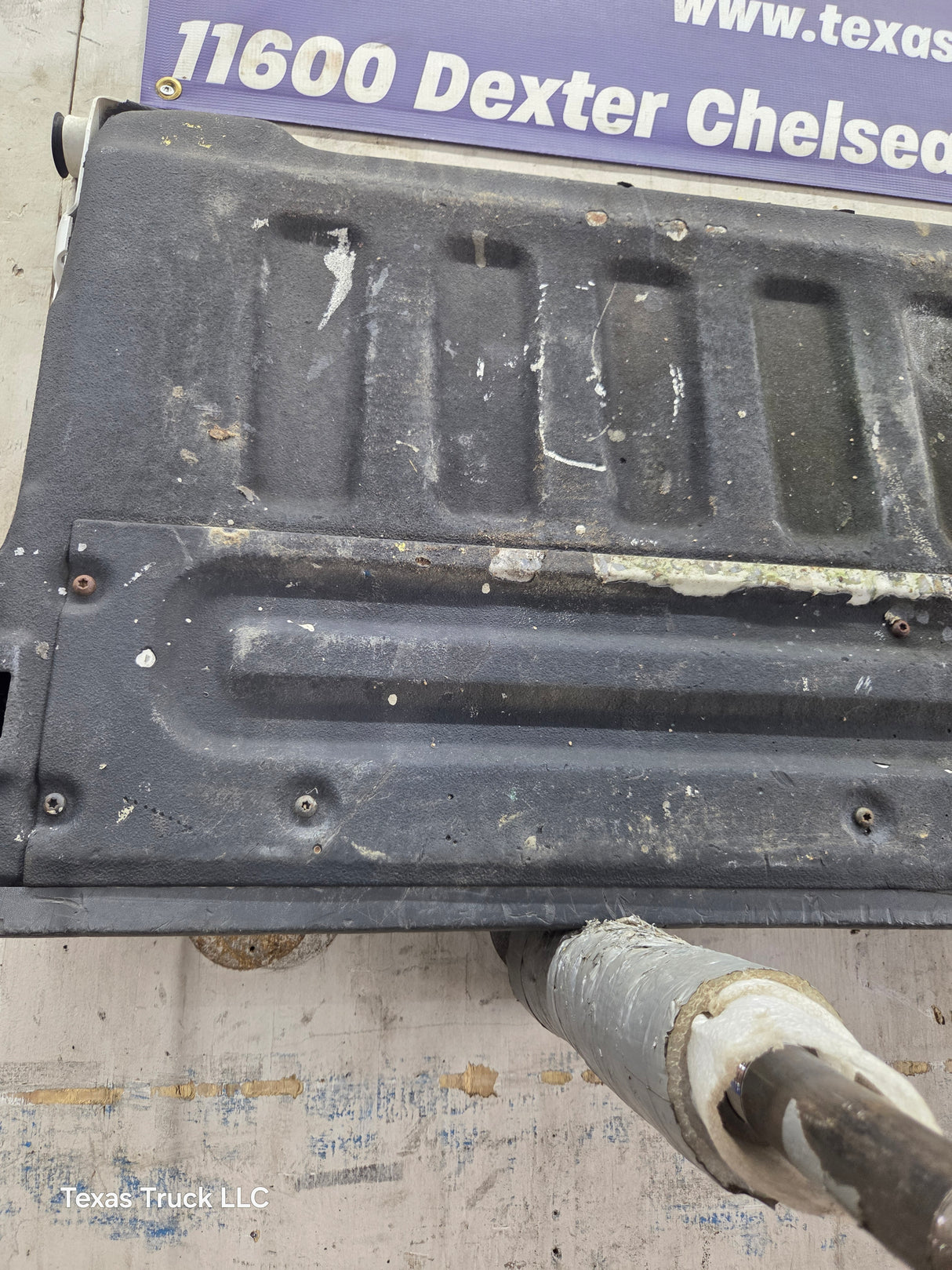 1997-2003 F150 / 1999-2007 Ford F250 F350 F450 F550 Super Duty Tailgate