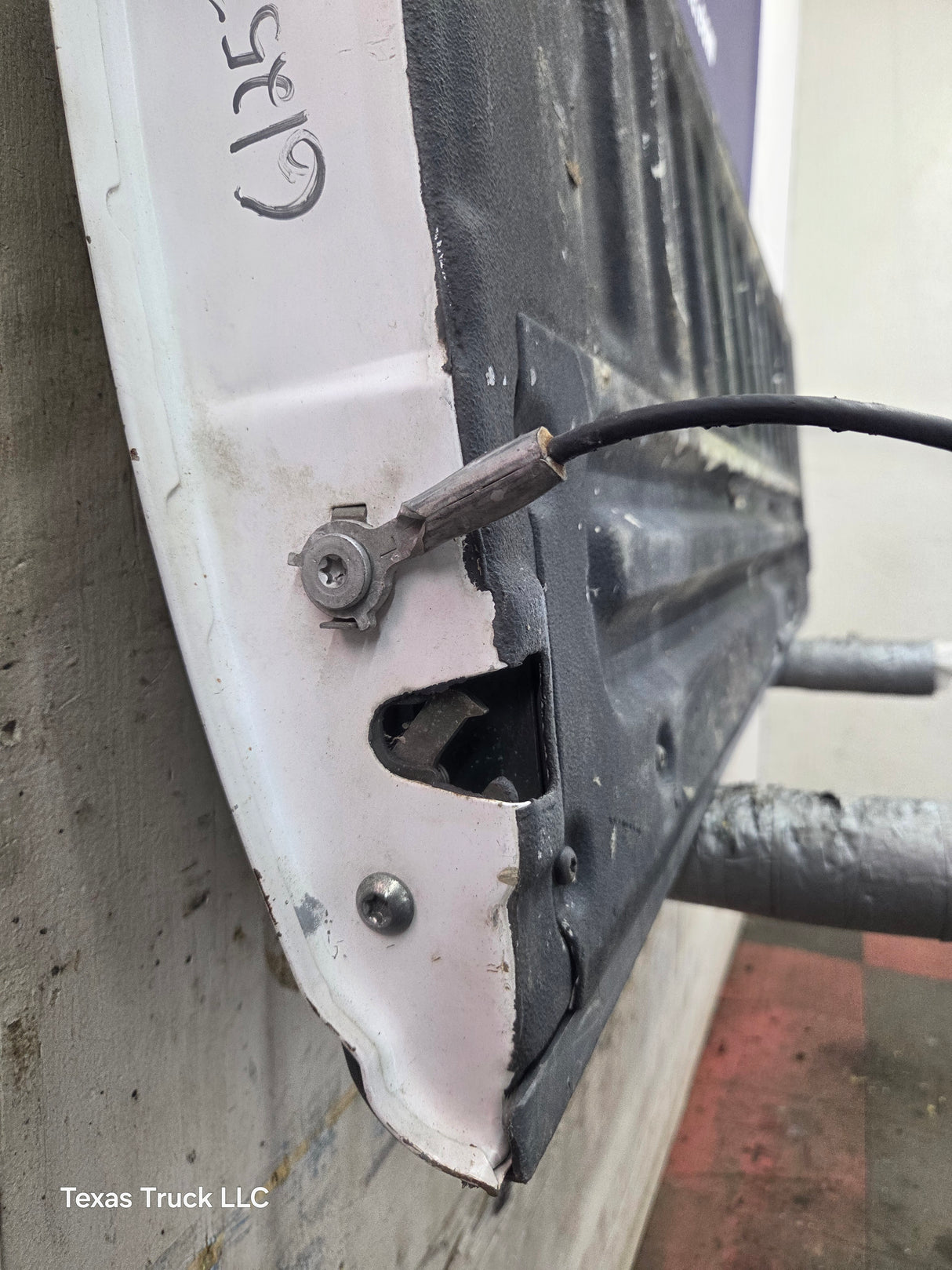 1997-2003 F150 / 1999-2007 Ford F250 F350 F450 F550 Super Duty Tailgate