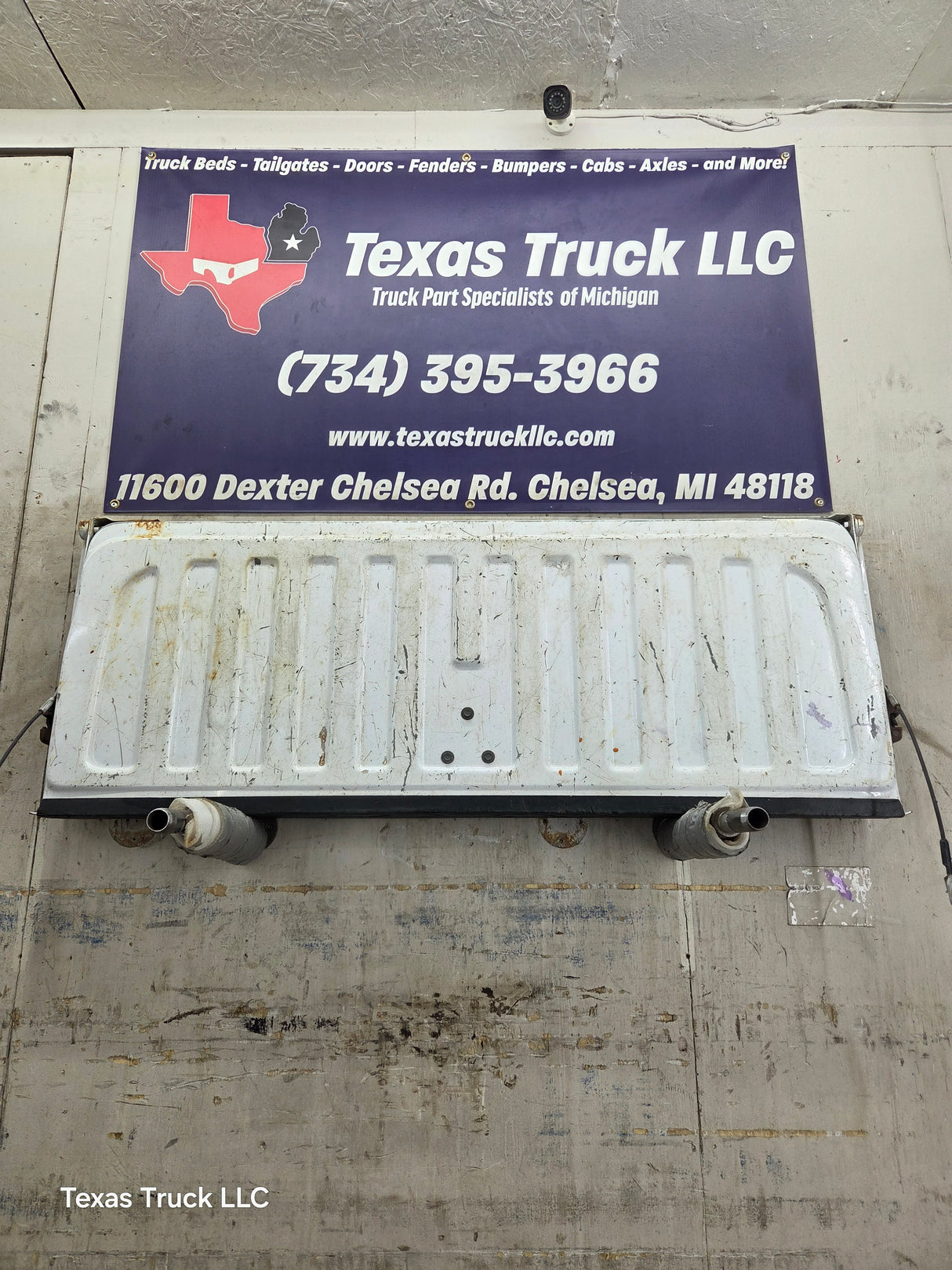 2007-2013 Chevrolet Silverado / GMC Sierra 1500 2500 3500 HD Tailgate