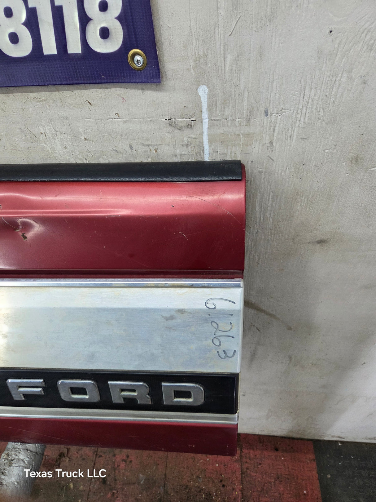 1980-1986 Bullnose / Bricknose / OBS Ford F100 F150 F250 F350 Tailgate