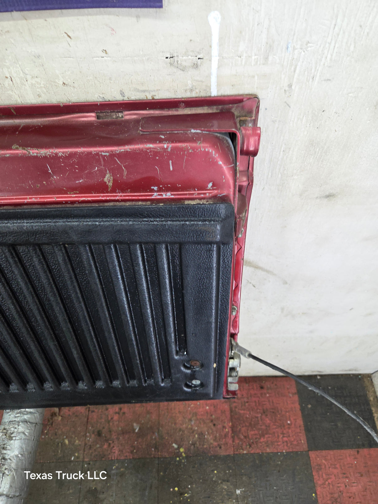 1980-1986 Bullnose / Bricknose / OBS Ford F100 F150 F250 F350 Tailgate
