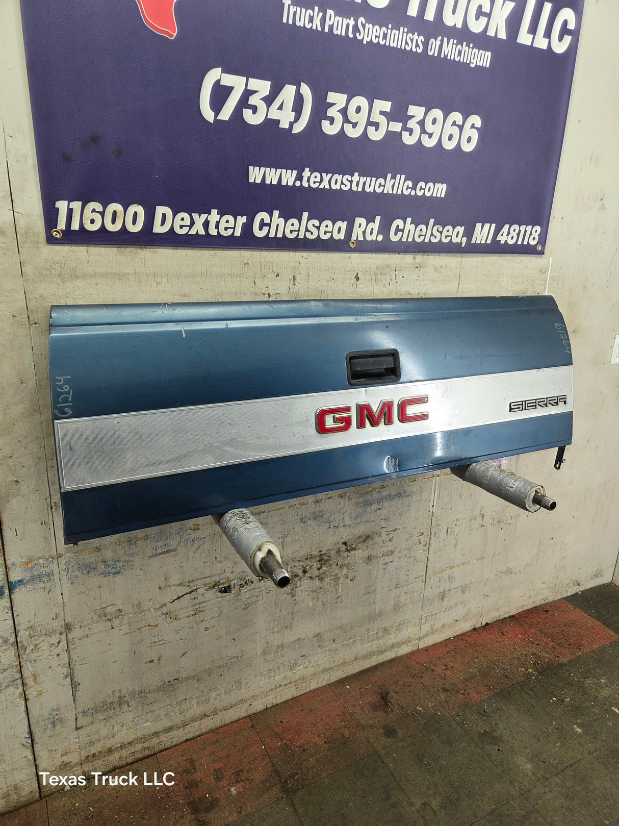 1988-1998 Chevrolet / GMC 1500 2500 3500 HD Old Body Style Tailgate