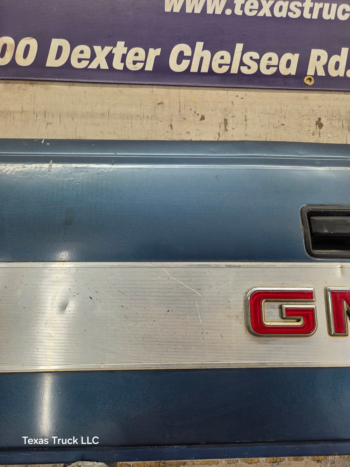 1988-1998 Chevrolet / GMC 1500 2500 3500 HD Old Body Style Tailgate
