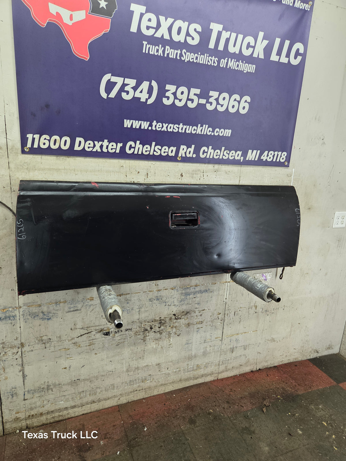 1988-1998 Chevrolet / GMC 1500 2500 3500 Tailgate - Black