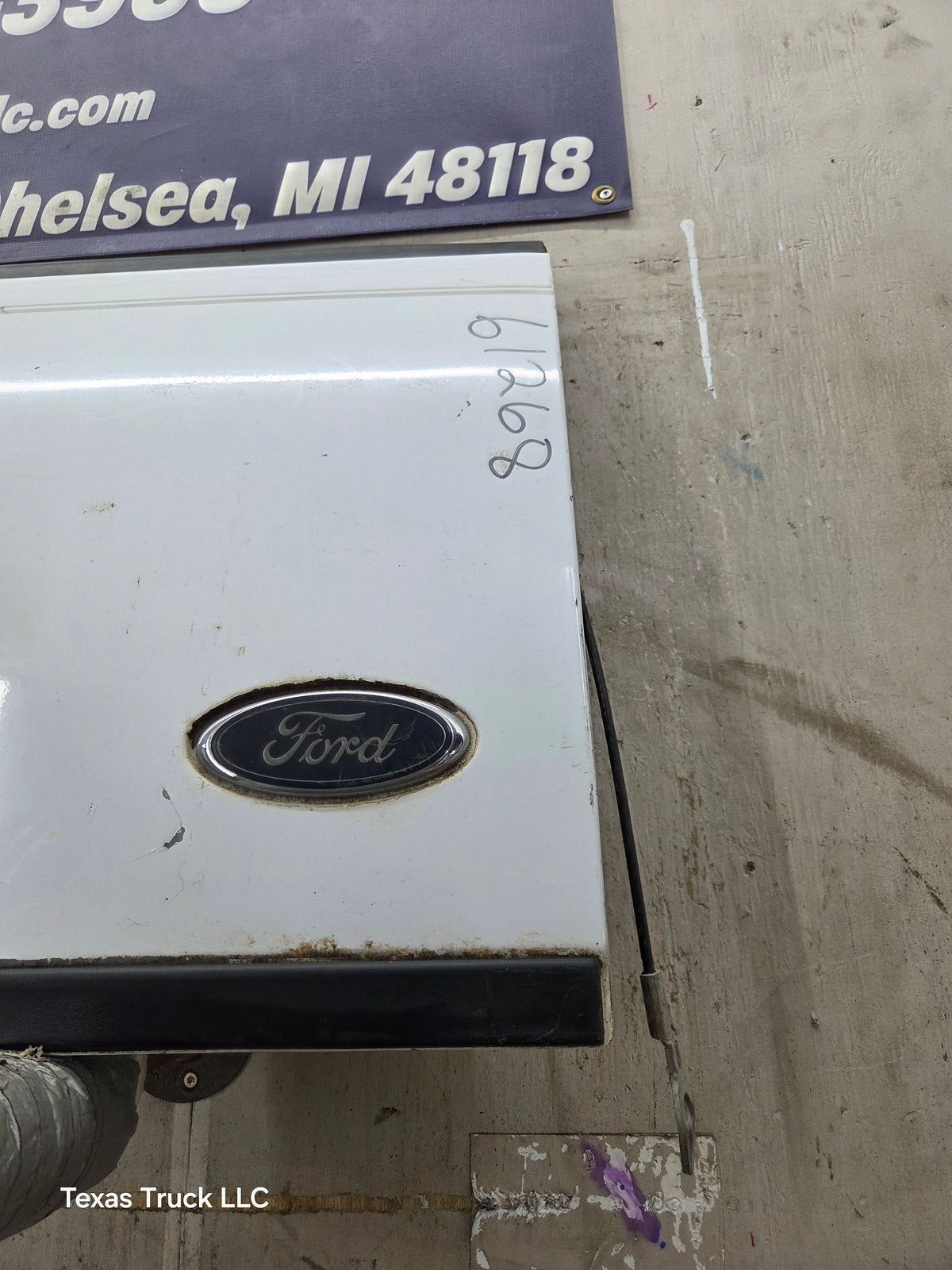 1997-2003 Ford F150 Step Side / Flare Side Tailgate