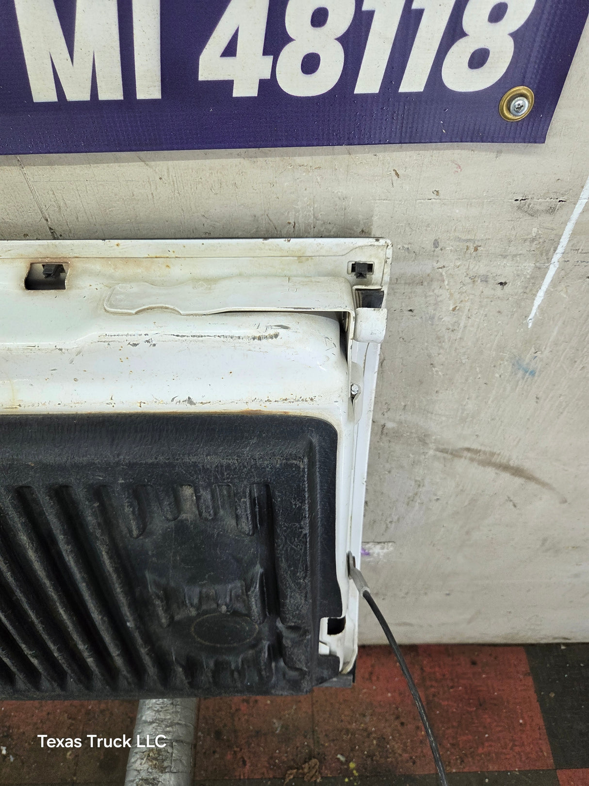 1997-2003 Ford F150 Step Side / Flare Side Tailgate