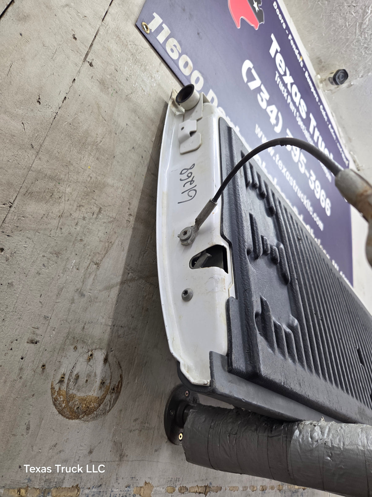 1997-2003 Ford F150 Step Side / Flare Side Tailgate