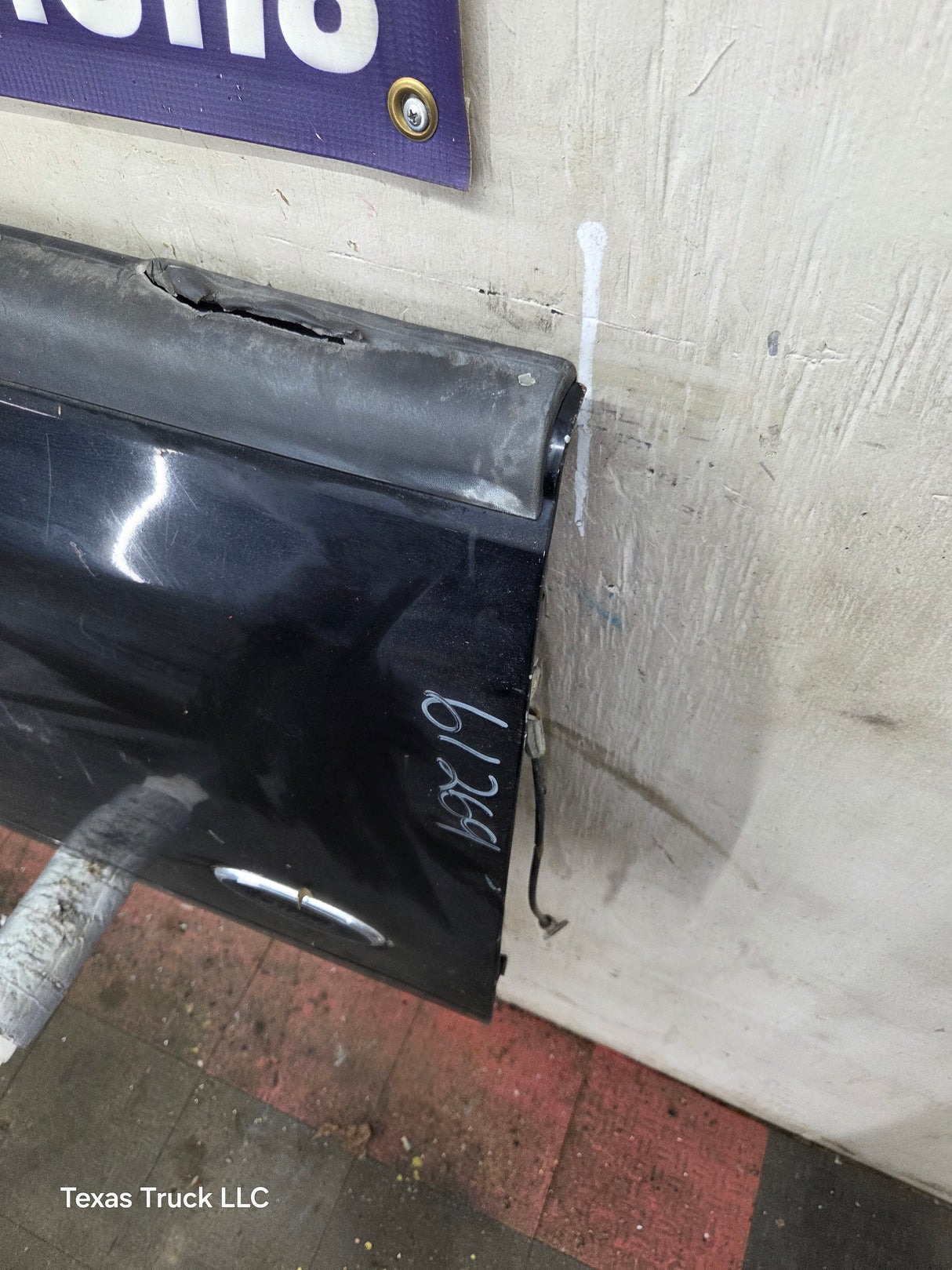 1997-2003 F150 / 1999-2007 Ford F250 F350 F450 F550 Super Duty Tailgate
