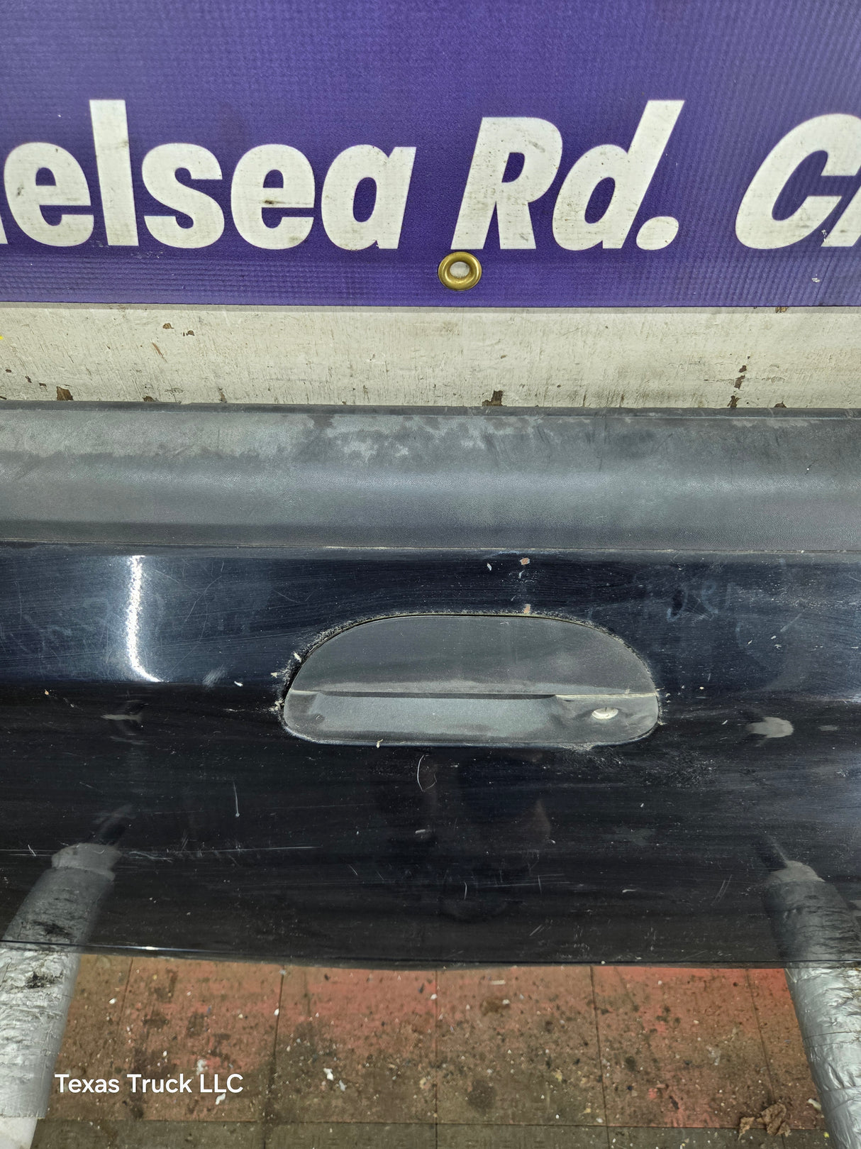 1997-2003 F150 / 1999-2007 Ford F250 F350 F450 F550 Super Duty Tailgate