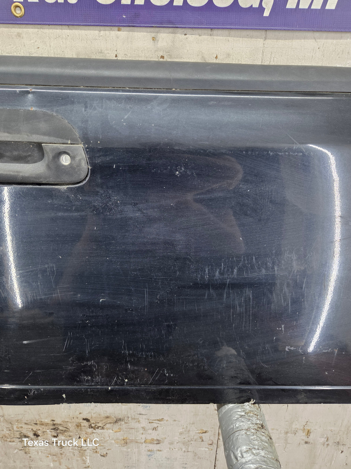 1997-2003 F150 / 1999-2007 Ford F250 F350 F450 F550 Super Duty Tailgate