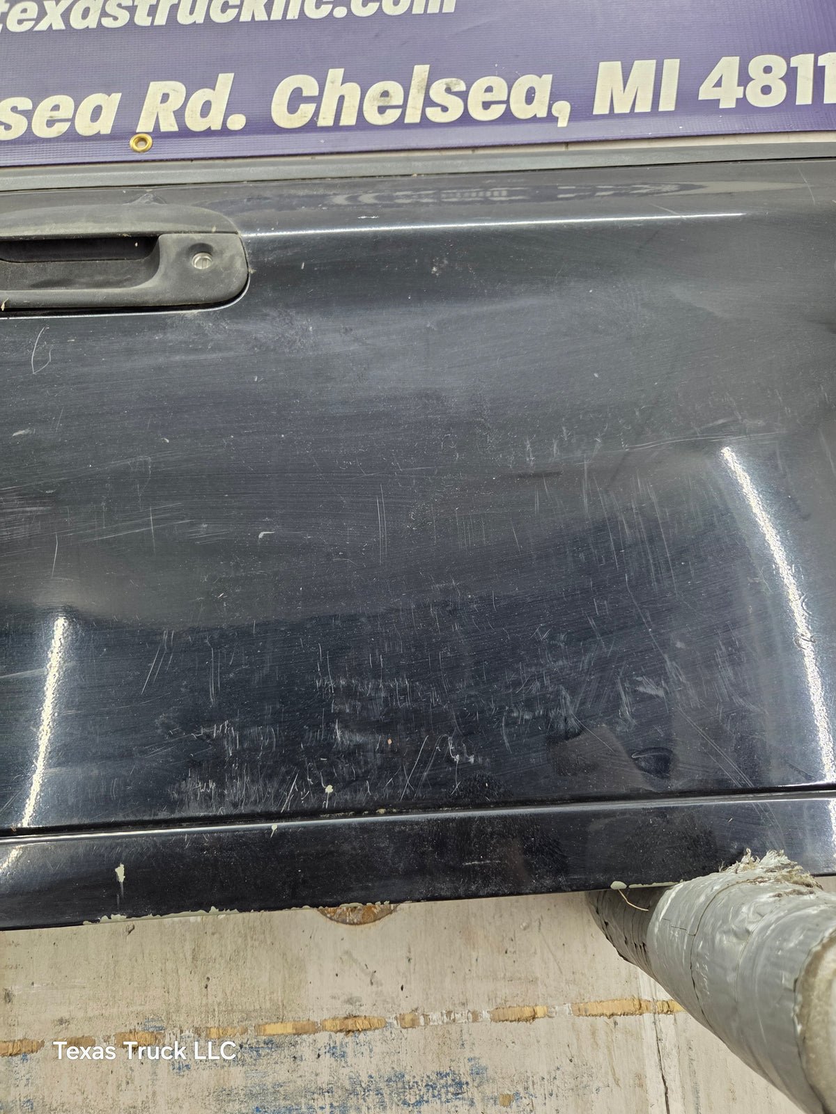 1997-2003 F150 / 1999-2007 Ford F250 F350 F450 F550 Super Duty Tailgate